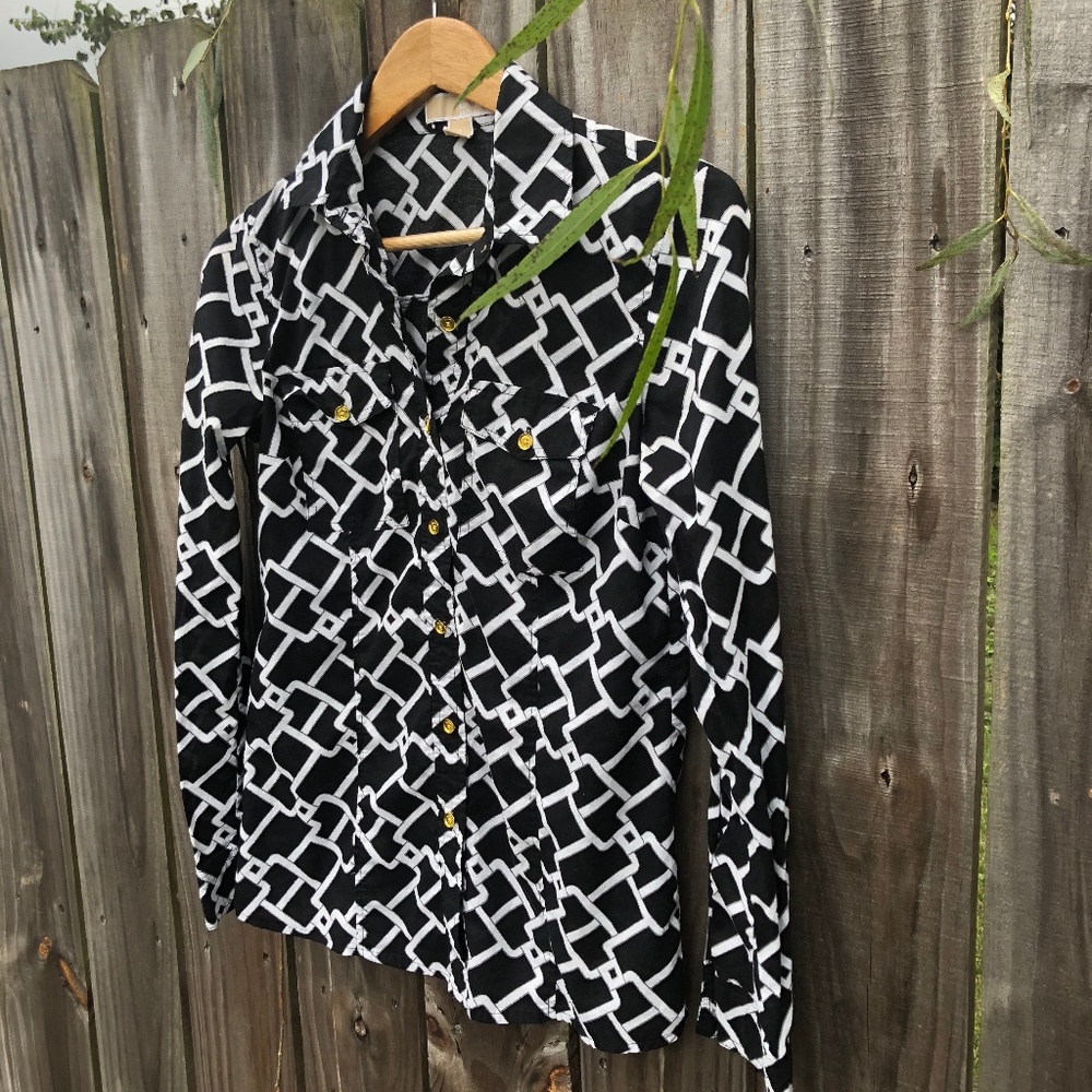 Michael Kors Black & White Top❤️